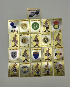 EURO '92 1992 - Set Completo 21 Scudetti Rookie Mascota Figuras Panini - Imagen 1 de 2