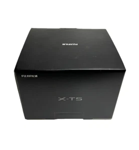 FUJIFILM XT-5 - EMPTY BOX (READ DESCRIPTION) - Picture 1 of 2