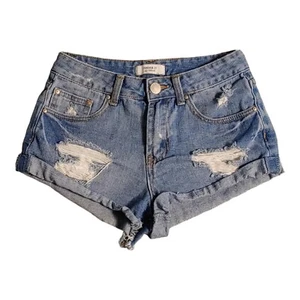 Pantalones cortos de mezclilla Forever 21 para mujer talla 24 lavado mediano corte medio - Imagen 1 de 9