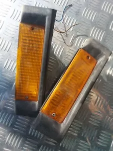 BMW 3 E30 1985 señal de giro delantera derecha y conjunto izquierdo para los primeros modelos - Imagen 1 de 4