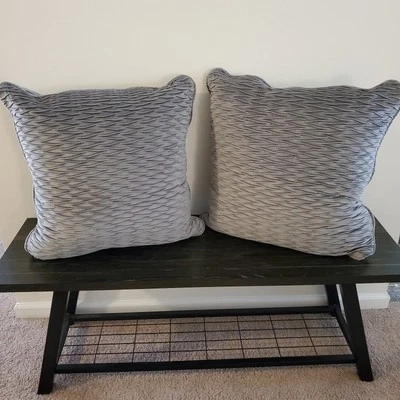JUEGO DE 2 almohadas para sofá de diseño exclusivo Ashley 20X20, terciopelo gris Foto 1 de 4