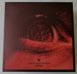 URIAH HEEP - Every Day Rocks BOX SET- 7 Picture Disc Vinyl LPs + 7 T-Shirts (XL) - Picture 1 of 6