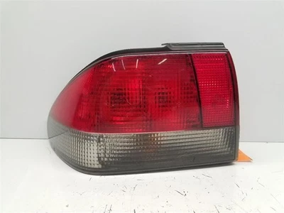 Driver Tail Light Hatchback Quarter Panel Mounted Fits 94-98 SAAB 900 3814 - Image 1 of 4