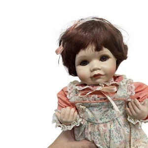  Hamilton Sara Doll Porcelain Hand Crafted Toy Authenticated Collectable - Picture 1 of 12
