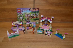 LEGO FRIENDS - Die große Pferde-Schau - komplett (Lego 41057) - Bild 1 von 4