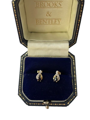 Pendientes de zafiro de oro amarillo y blanco de 9 quilates con zafiro y circonitas cúbicas Foto 1 de 4