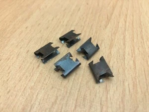 5 x SEAT COVER SPRING CLIP FIXING (JET100009) - Jaguar XK8 XKR 1996-2006 - Picture 1 of 1