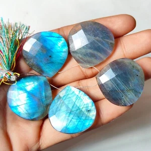 Good Quality Blue Flashy Labradorite Strand Briolette  Gemstone Beads Size 20 MM - Picture 1 of 4