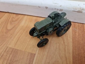 HACHETTE UNIVERSAL HOBBIES 1/43 CLASSIC 1939 LE ROBUSTE K 40 TRACTOR - Picture 1 of 3