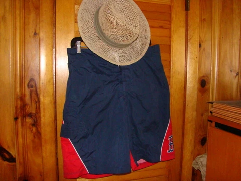 G-III MLB Mens Boston Red Sox Swim Trunks L Red White Blue w Straw Hat Cover