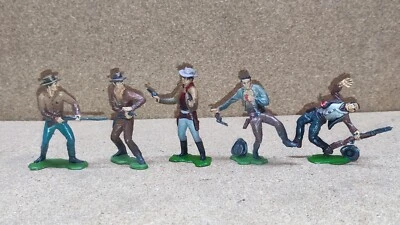 Soldatini  Dulcop Cowboys 1/32 Plastic Painted by Giuseppe Berselli 5 pezzi - Immagine 1 di 4