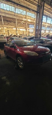 Eje delantero izquierdo Ford Focus Drivers 12-18 2,0 L OEM Foto 1 de 4