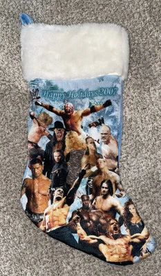 Rara meia de Natal de luta livre 2007 WWE Triple H Shawn Michaels Undertaker - Imagem 1 de 4