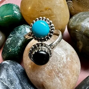 Southwestern Sterling Silver, Kingman Turquoise & Black Onyx Bypass Ring Size7.5 - Picture 1 of 11