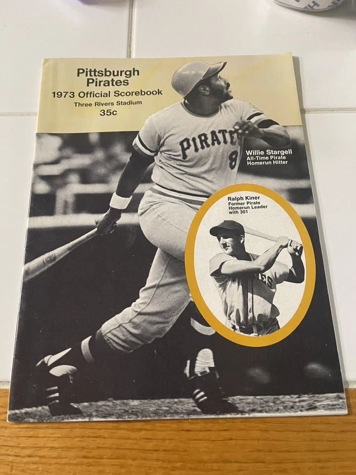 1973 Pittsburgh Pirates Program v Montreal - Image 1 of 4