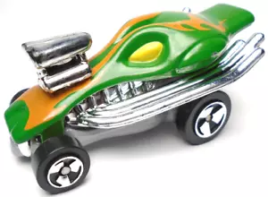 MAISTO PIPESTER GREEN & ORANGE 2 1/2" DIECAST CROC ALIGATOR RACE CAR W/ YELLOW - Picture 1 of 6