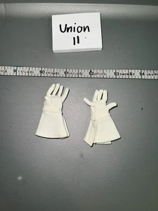 1/6 Scale Napoleonic French White Gloves - - Picture 1 of 1