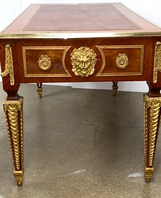 Escritorio superior de cuero montado en bronce dorado de marquetería francesa vintage Chicago Pick Up Foto 1 de 4