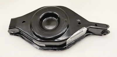 NUEVO OEM Suspensión Trasera Eslabón Inferior 551B0EA500 para Nissan Armada Pathfinder 05-12 Foto 1 de 4