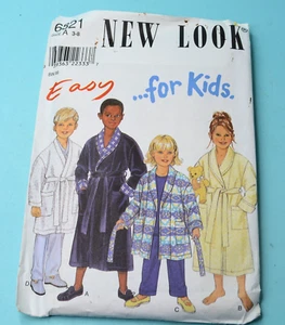 Simplicity New Look 6821 Easy Robe Pattern Boys & Girls Sz 3-8 FF UC - Picture 1 of 2