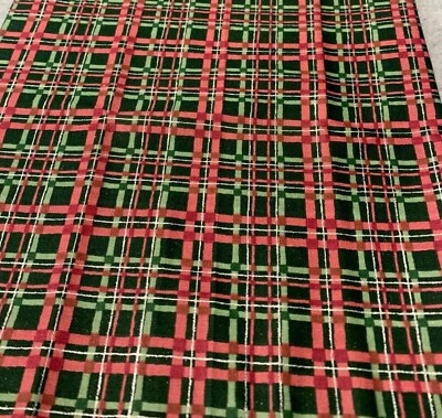 Vintage Concord Fabrics Plaid Cotton Fat Quarter 18x22 Red & Green Print Sewing - Image 1 of 4
