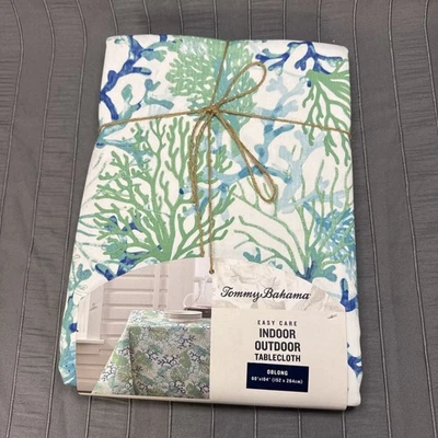 Mantel Tommy Bahama Coral Azul y Verde Tela Interior y Exterior 60' x 104" Foto 1 de 4
