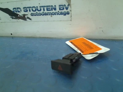 FOUR ARROW SWITCH Seat Leon (5FB) 2018 5F0953235B - Image 1 of 4