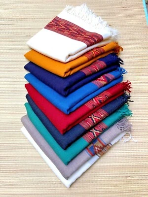 Mantón Kullu Unisex Geométrico Tribal 100 % Pura Hilado a Mano Lana de Oveja Foto 1 de 4