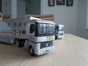 Eligor 1/43 Scale 77.11.148 022 - Renault F1 Transporter Truck - Met Grey - Picture 1 of 14