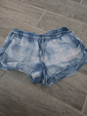 Women's Anthro Bella Dahl Tencel Shorts Chambray Checkered Blue Shorties Drawstr - Image 1 of 4