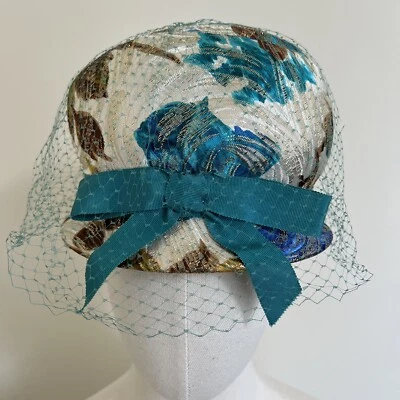 "Sombrero Burbuja GoGo Metálico Jacquard 21"" DE COLECCIÓN MOD Años 60 Excelente Red" Foto 1 de 4