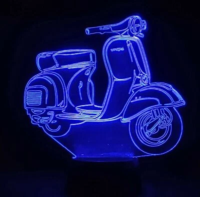 Lampada a led RGB moto classica Vespa scooter decorazione regalo multicolore - Immagine 1 di 4