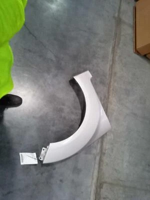 Guardabarros delantero derecho usado se adapta a: Hyundai Veloster 2012 delantero derecho grado A Foto 1 de 4