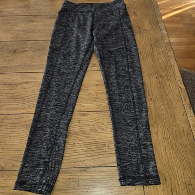 Niñas SO Active Wear Leggings Blanco y Negro Talla L (10-12) Foto 1 de 4