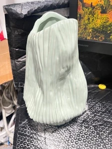 IMAX Home Selina Green Ceramic Vase 9.5"x3.9"(S10 - Picture 1 of 8