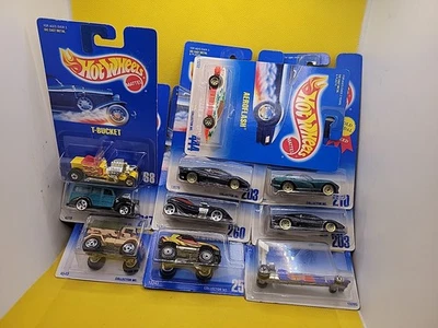 Lote de diez tarjetas azules Hot Wheel Dodge Viper, Jaguar XJ220, Twin Mill II, Tbucket Foto 1 de 4