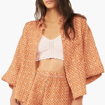 Blusa Free People Daydream de lino de algodón de gran tamaño con botones frontales mediana Foto 1 de 4
