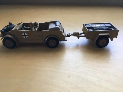 Gran Bretaña Nº9783 Vintage Alemán Segunda Guerra Mundial Kubelwagen con remolque Foto 1 de 4