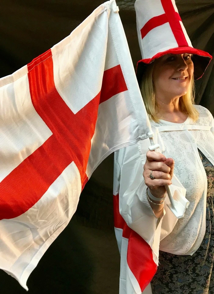 Euro 2025 - England Supporter Pack - Wearable Flag, Top Hat & Fabric Flag - Image 1 of 4