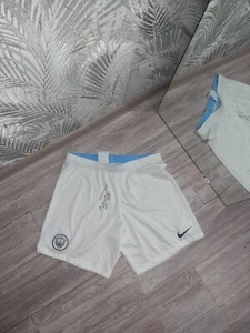 Manchester City 2018/19 Football Shorts Autographed Size Medium  - Picture 1 of 10