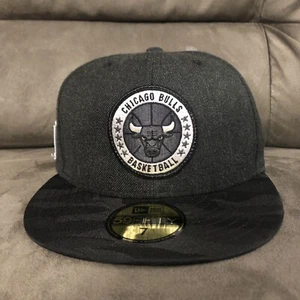 New Era 59Fifty Chicago Bulls Parche Camuflaje Negro 5950 Ajustado 7 Gorra Sombrero - Imagen 1 de 7