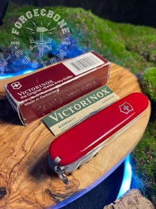Victorinox Woodsman rojo 1.6713 - Imagen 1 de 6