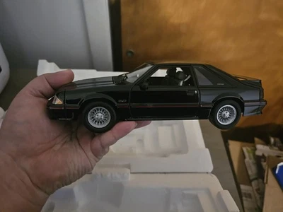 Gmp MUSTANG BLACK  FORD FOX BODY  1989 1/18  - Image 1 of 4
