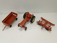 1/16 Ertl Farm Toy Allis Chalmers One-Ninety Tractor With Wagon And Disk
