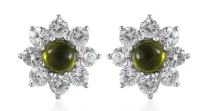 Pendientes italianos de vesuvianita/circón blanco con rayos de sol en platino de ley de 3,85 quilates Foto 1 de 4