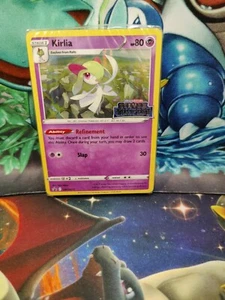Pokémon TCG Kirlia Black Star Promos SWSH271 Holo Battle Deck Factory Sealed - Imagen 1 de 2