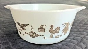 Vintage Pyrex Americana Casserole 1.5 Qt 474 B - Picture 1 of 9