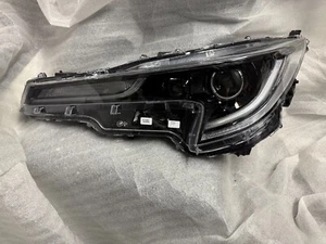 Faro delantero izquierdo LED TOYOTA COROLLA XII E210 2019- 81170-02S80 - Imagen 1 de 10