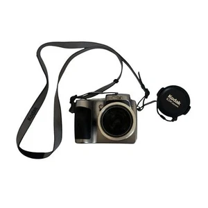 Kodak EasyShare Z 740 5.0 Megapixel 10x Zoom Digital Camera FOR PARTS ONLY - Picture 1 of 8