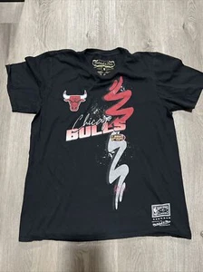 Mitchell & Ness Hardwood Classics Chicago Bulls NBA Finals 1996 Medium Tshirt - Picture 1 of 9